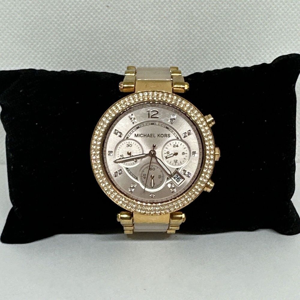 Michael Kors Parker MK5896 Women Rose Gold Analog Dial Quartz Wrist Watch NUL45